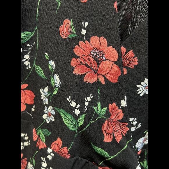 Lush | NWOT Floral Maxi Dress With Side Slit Women's size XS Multicolor - Picture 4 of 4